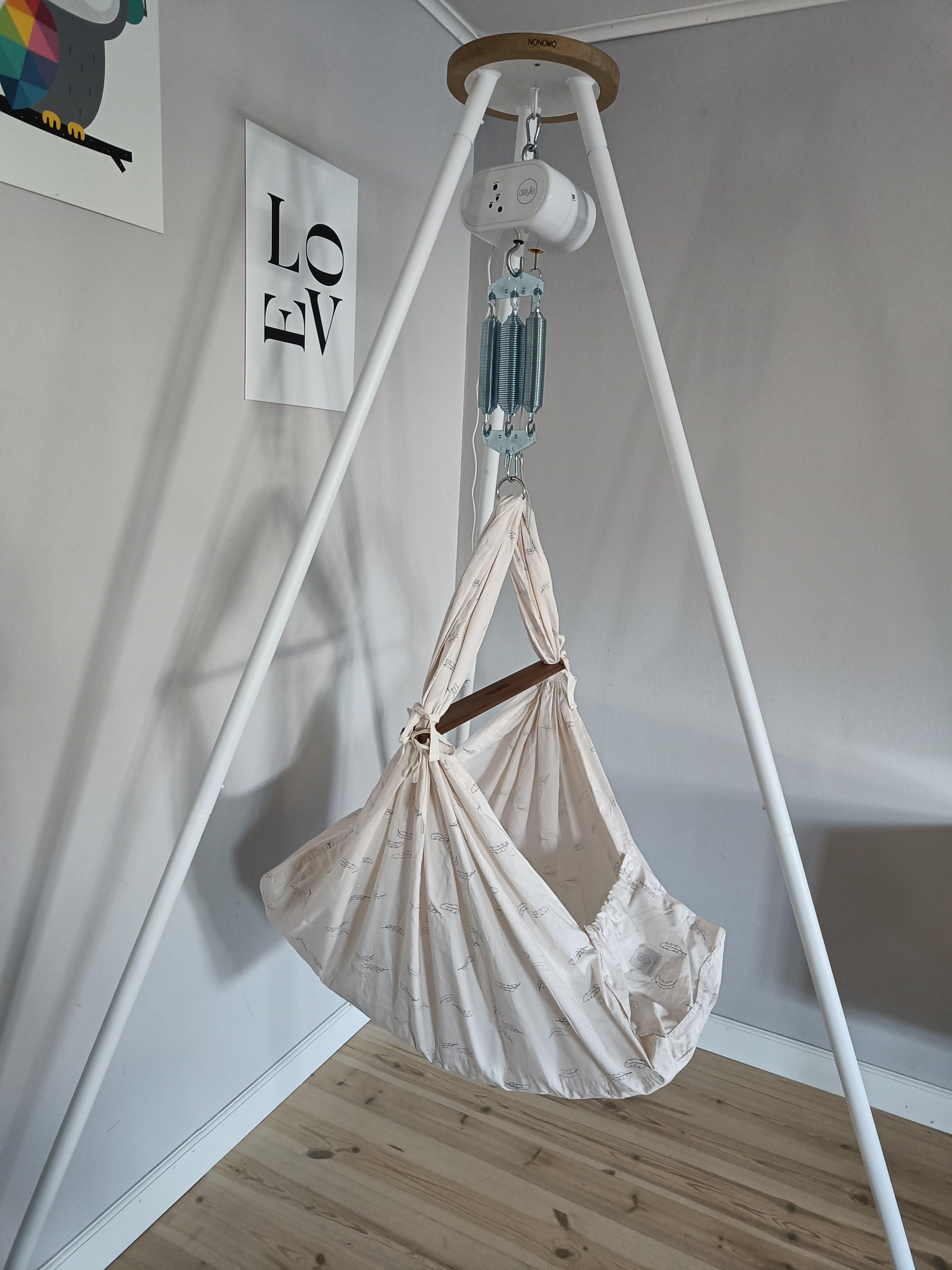 MamaMilla Sling-Wiege – Blaue Federn – Sling-Wiege – MamaMilla