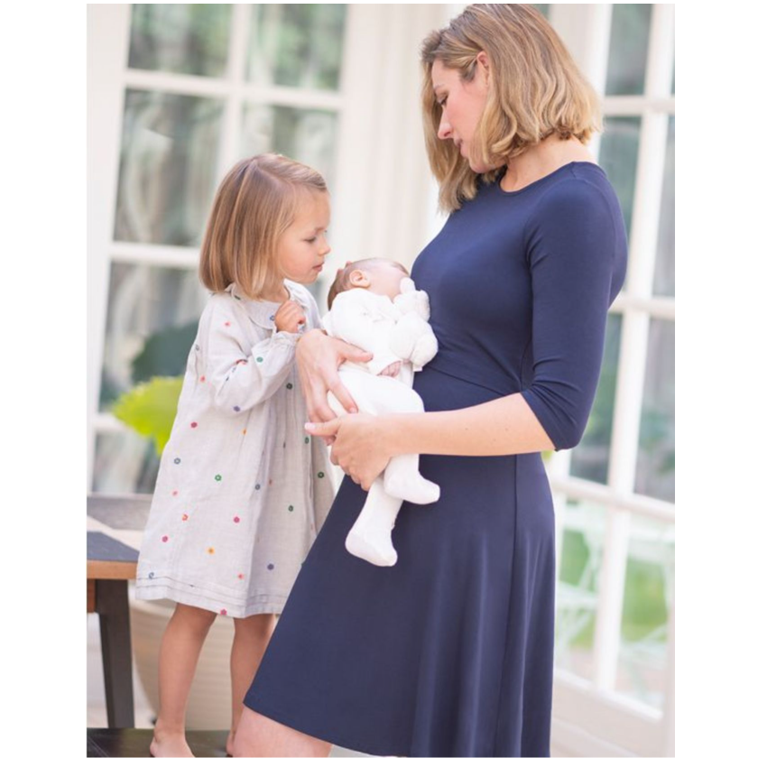 Seraphine Warte- und Stillkleid – Una – Marineblau – Stillkleidung – MamaMilla