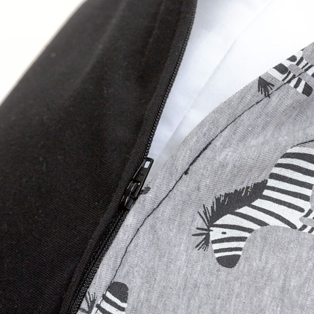 Snoozzz Schwangerschafts- und Stillkissen – Zebra – Stillkissen – MamaMilla