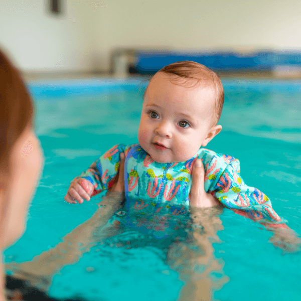 Leicht gefütterter Baby-Badeanzug mit Schwimmwindel – Baby Cozy Suit – Turtles – Bademode – MamaMilla
