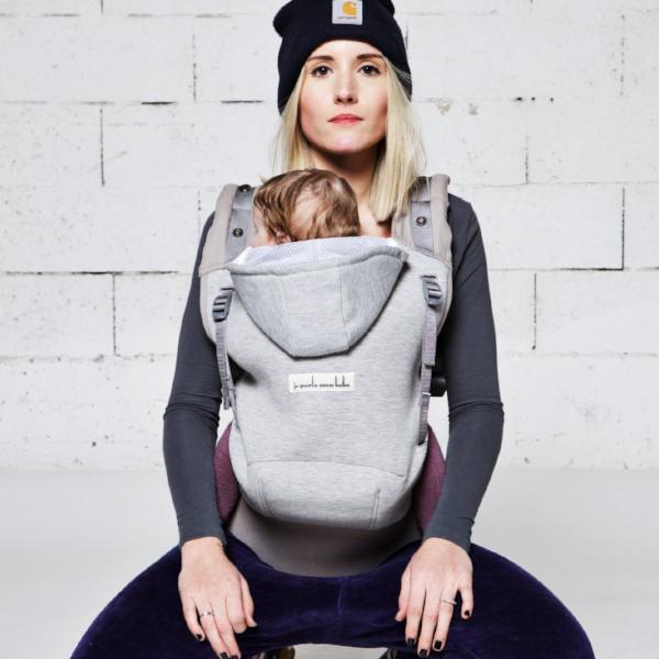 Love Radius Carrier – Hoodie Carrier – Hellgrau/Athletic Grey – Carrier – MamaMilla